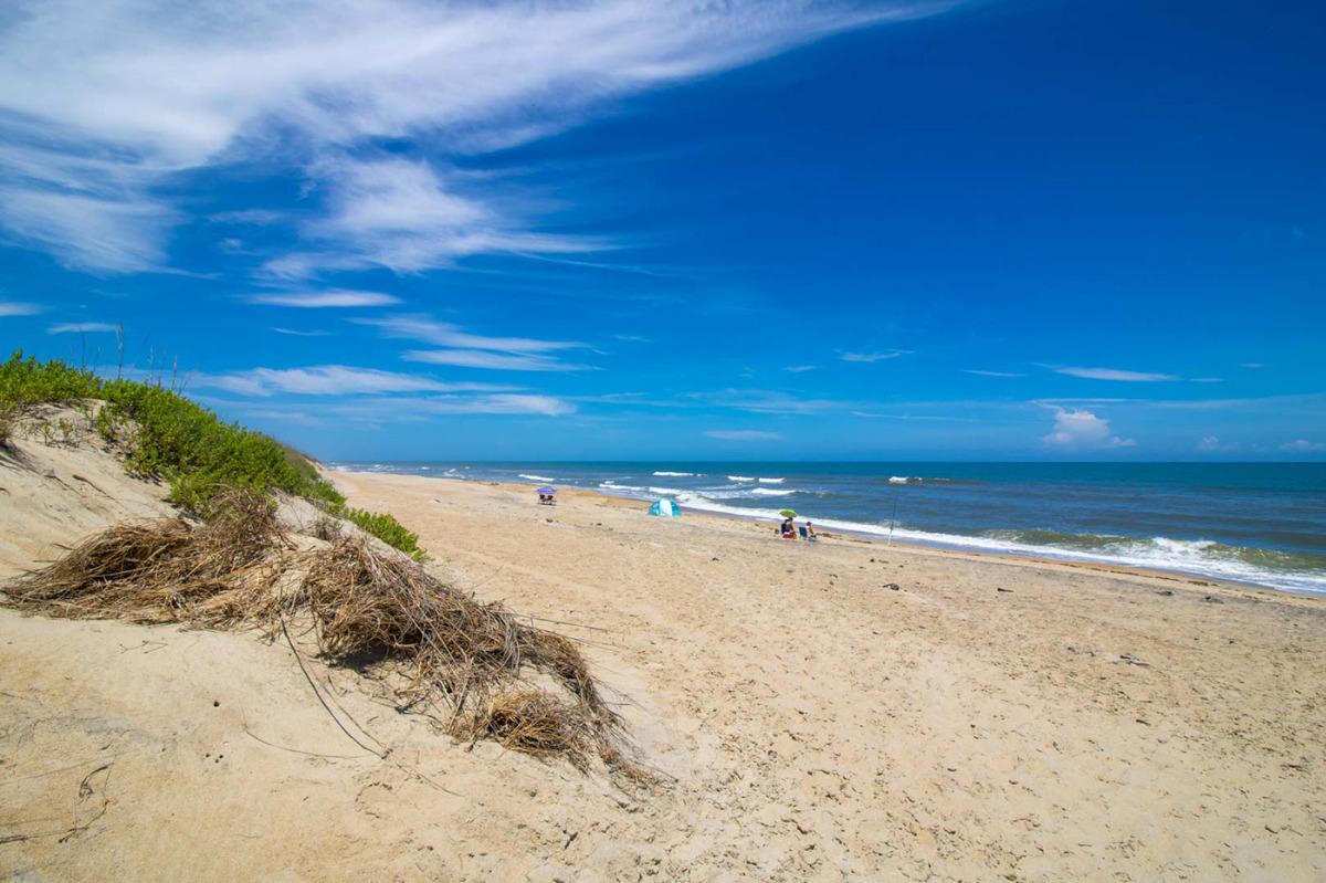 Avon beach seen from the dune line, Hatteras Island